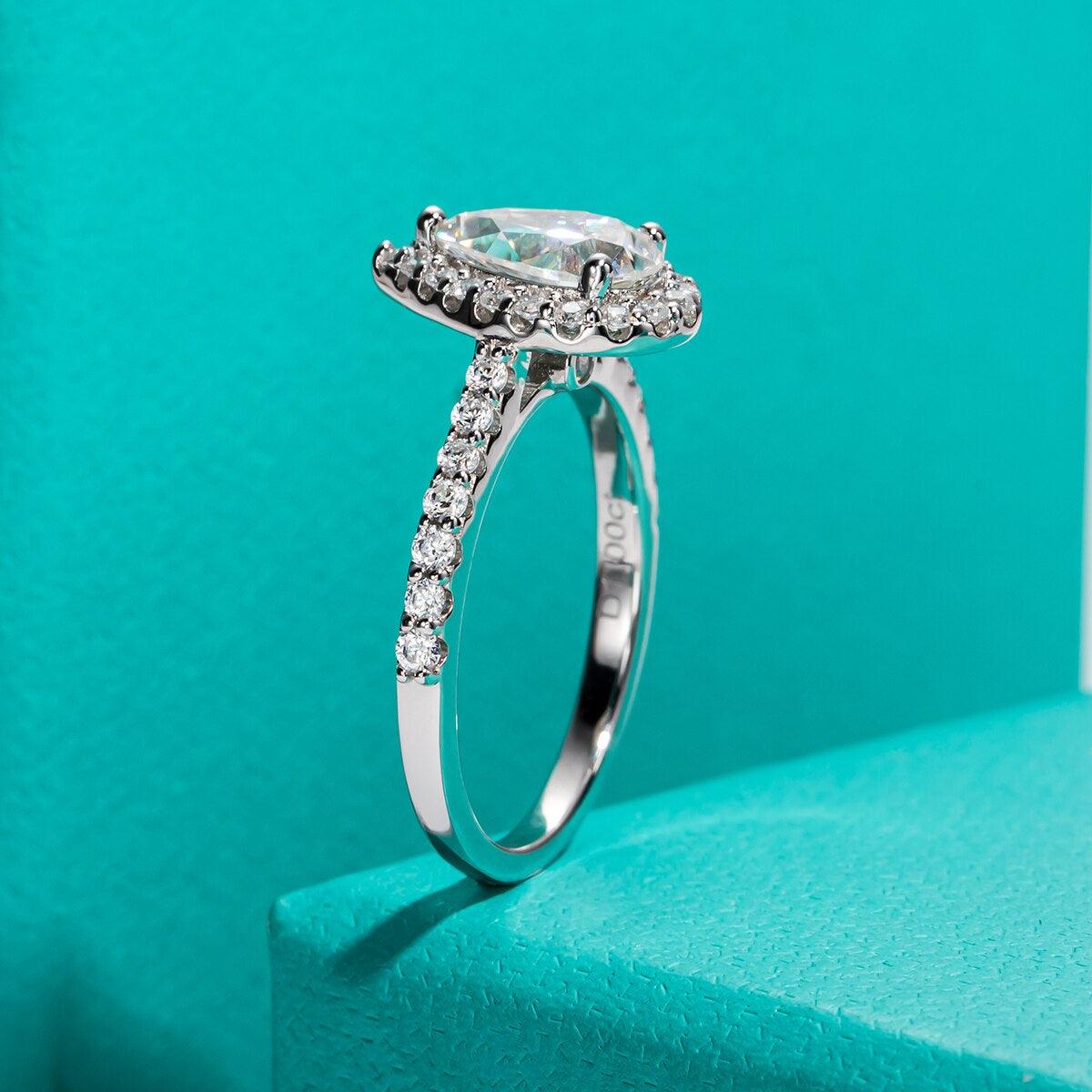 Anel Gota com Moissanite Cravejado – Ouro Branco 18k