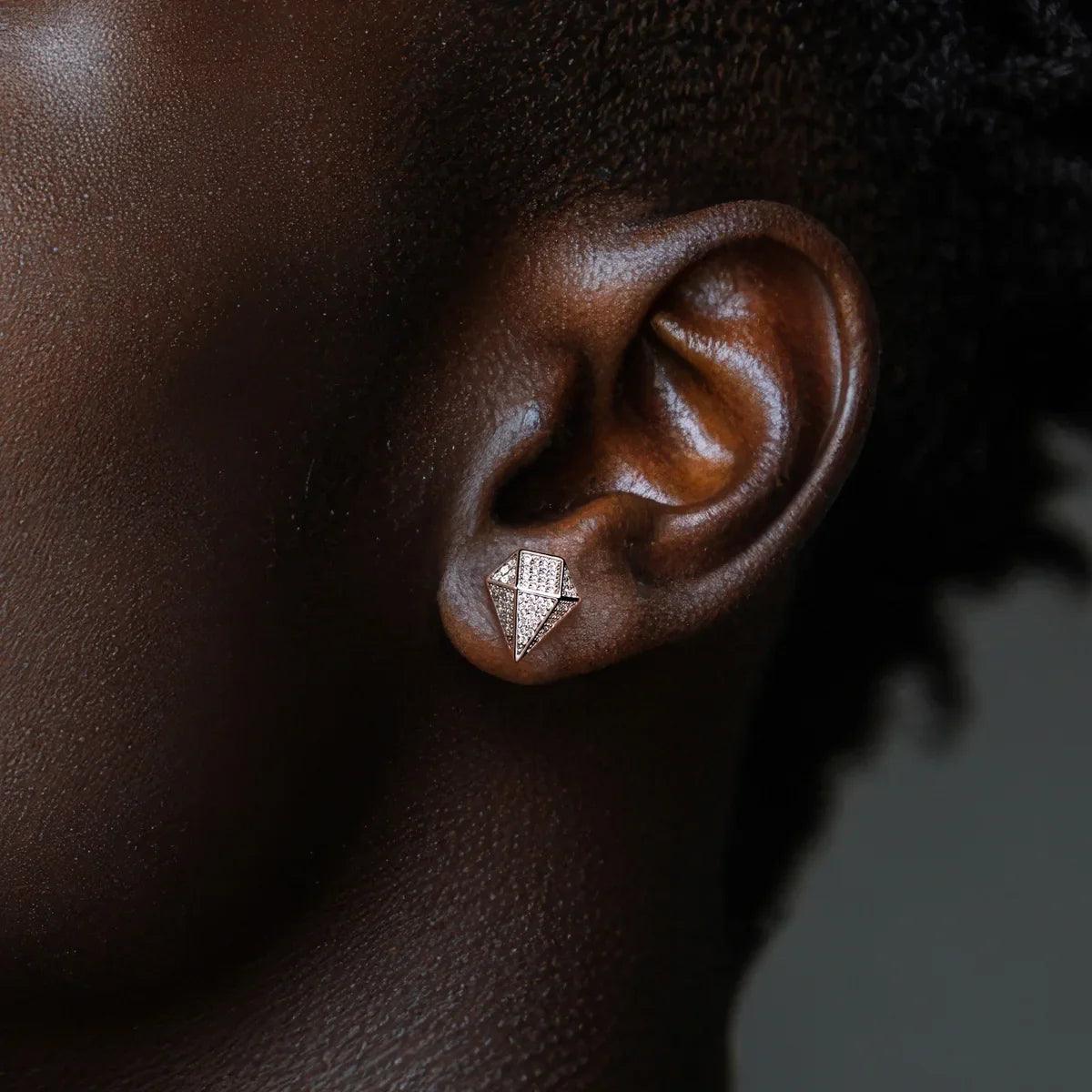 Brinco Prisma com Moissanite – Prata 925