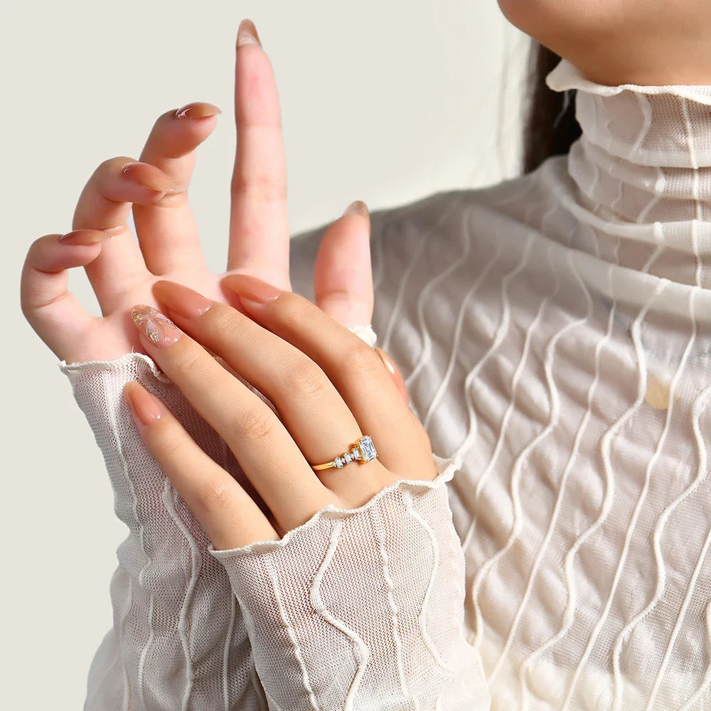 Anel Eloria com Moissanite – Ouro 10k