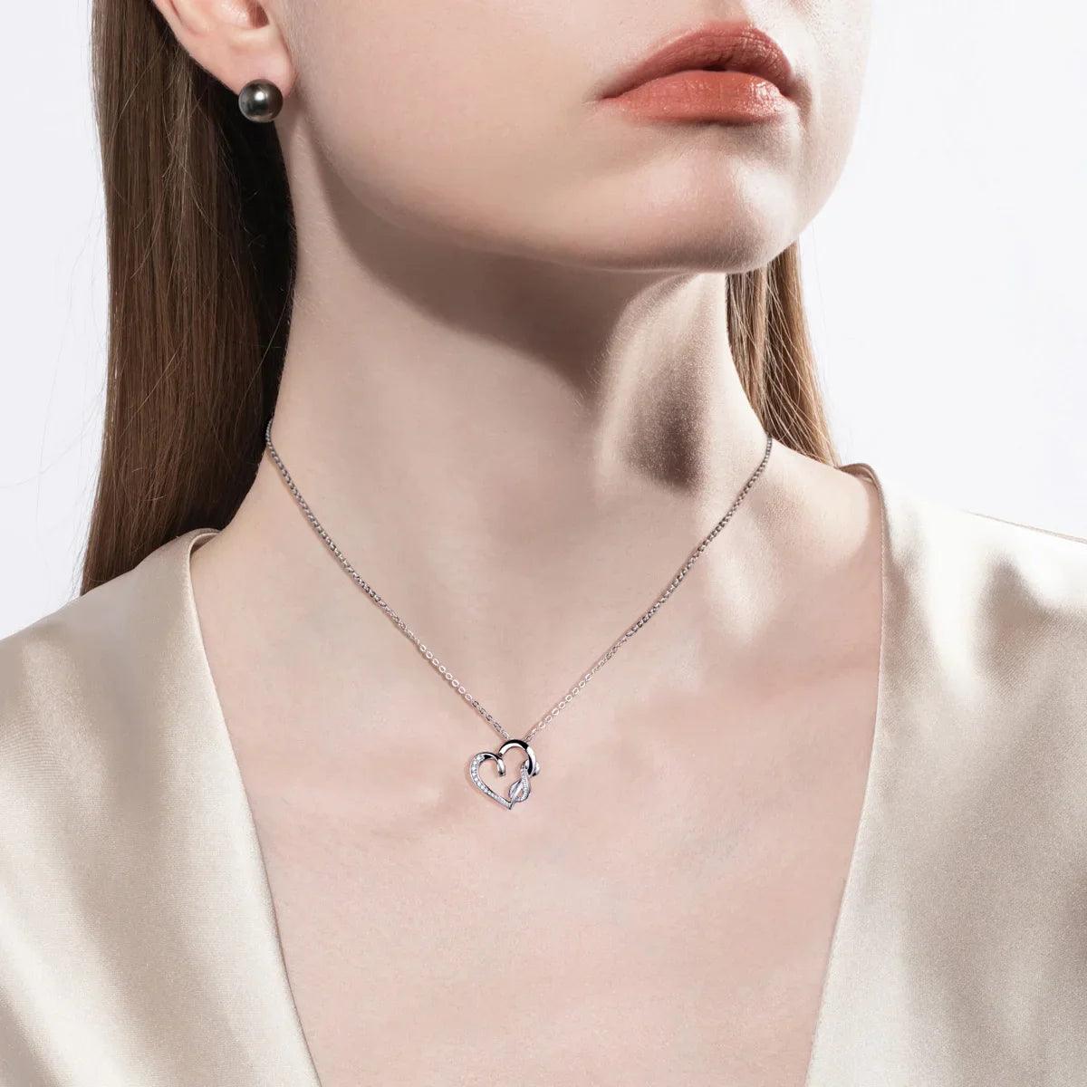 Colar Amor Eterno com Moissanite – Ouro Branco 18k