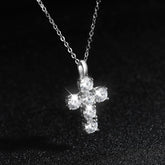 Colar Crucifixo com Moissanite – Prata 925