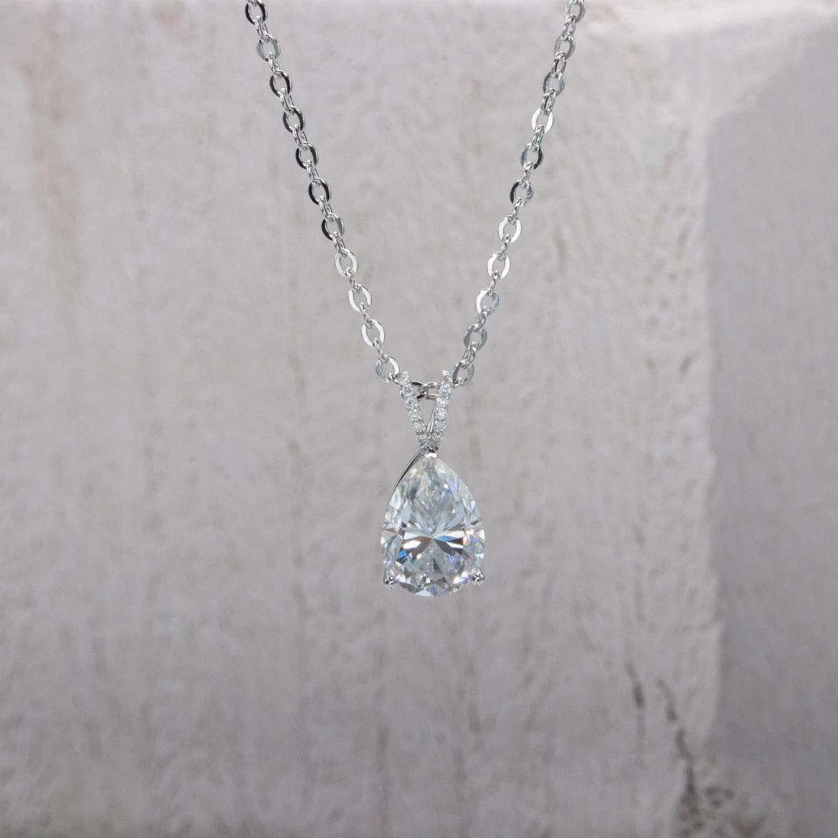 Colar Gota com Moissanite – Prata 925
