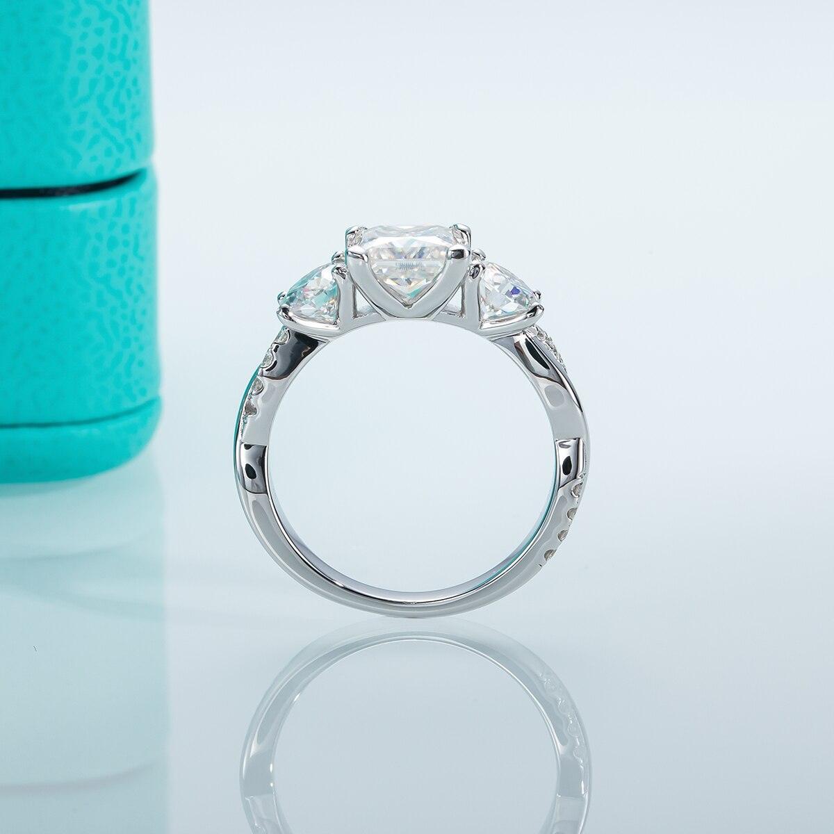 Anel Laço de Luz com Moissanite - Ouro Branco 18k
