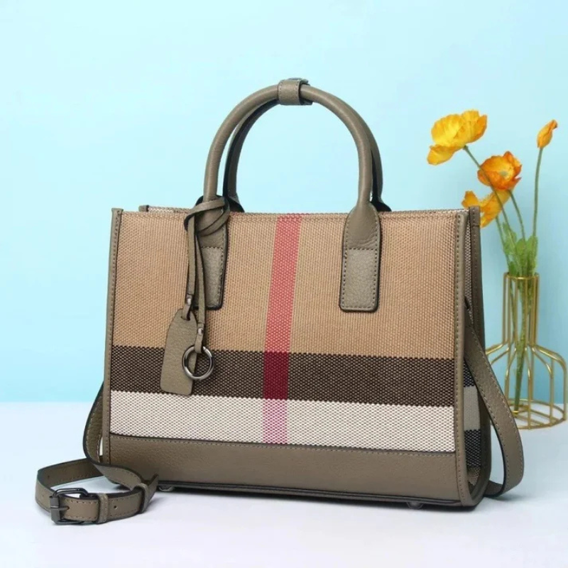 Bolsa Tote Feminina Xadrez Clássica em Tecido e Couro Caramelo - Elegante