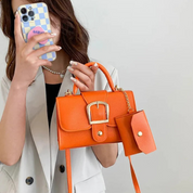 Bolsa Feminina de Couro Compacta Com Carteira - Daiane