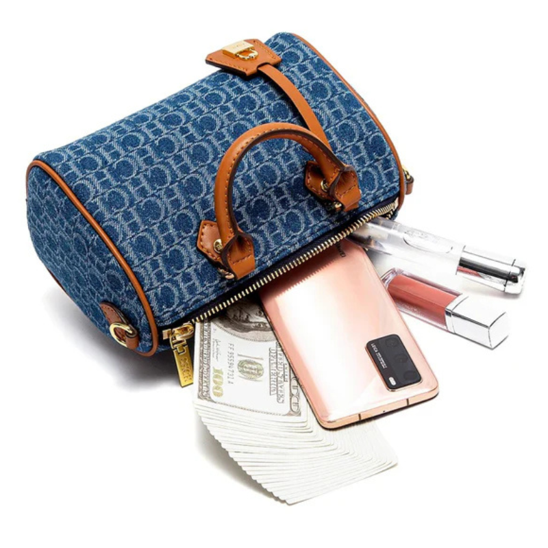 Bolsa Baú Feminina Jeans Azul com Detalhes em Couro - Júlia