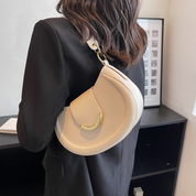 Bolsa Transversal Feminina Estilo Meia-Lua Com Alça Longa e Fecho Dourado - Lorena