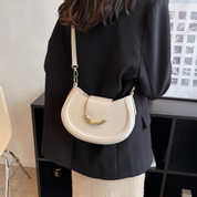 Bolsa Transversal Feminina Estilo Meia-Lua Com Alça Longa e Fecho Dourado - Lorena