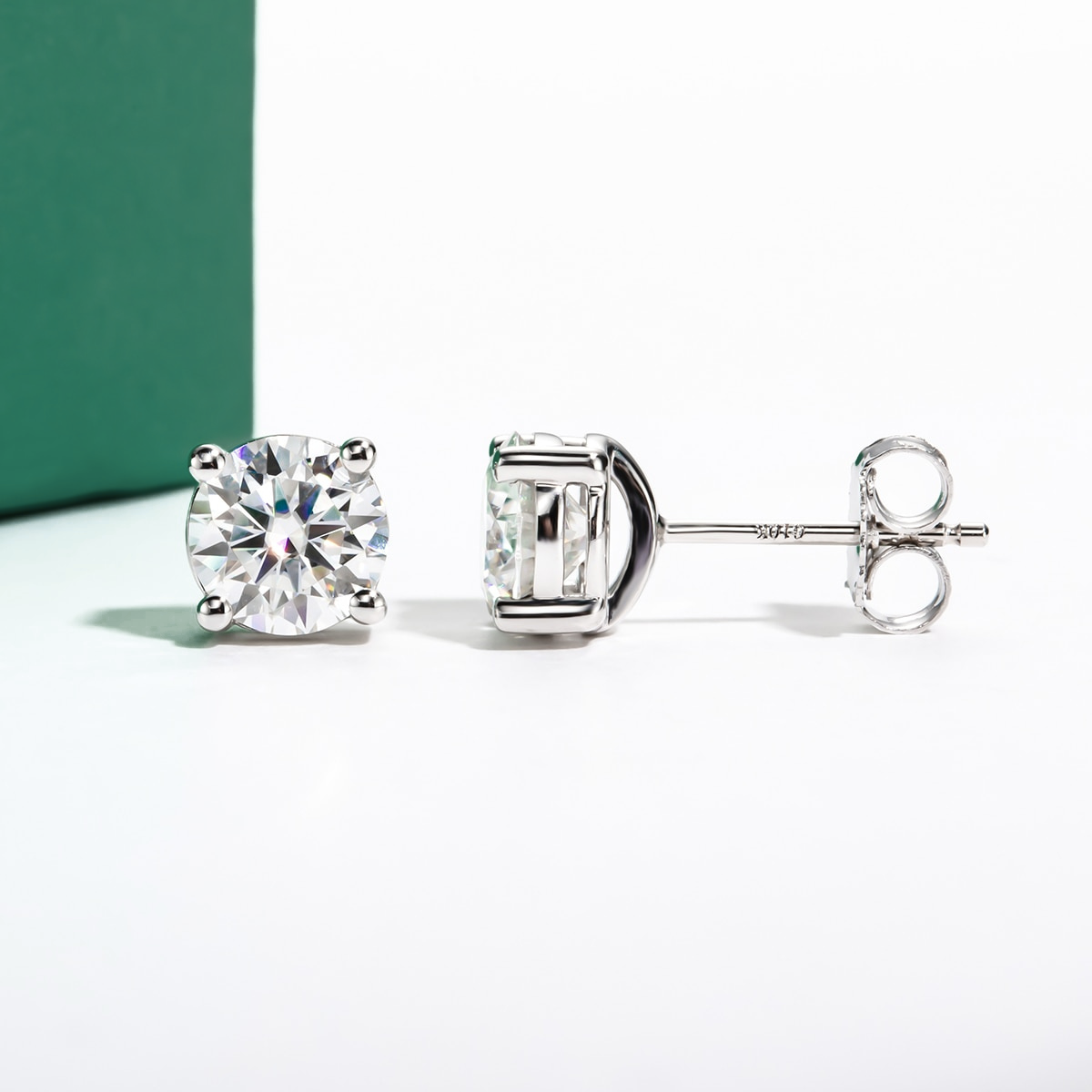 Brinco Solitário 4 Garras com Moissanite – Prata 925