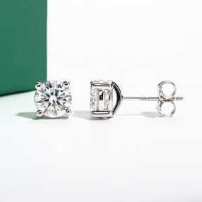 Brinco Solitário 4 Garras com Moissanite – Prata 925