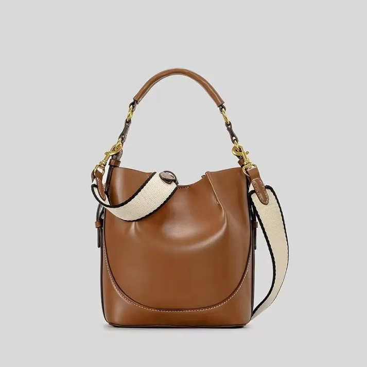 Bolsa Feminina de Ombro e Transversal em Lona Bege com Couro Marrom - Brenda