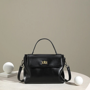 Bolsa Feminina Estruturada em Couro com Alça Transversal e Fecho Metálico Clássico - Helena