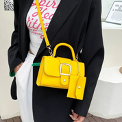 Bolsa Feminina de Couro Compacta Com Carteira - Daiane
