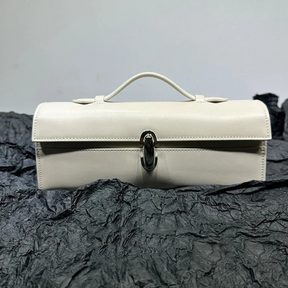 Bolsa Clutch de Mão Feminina em Couro - Clara