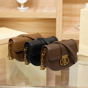 Bolsa Transversal de Couro com Alça de Corrente Dourada e Fecho Metálico Luxo - Lidu
