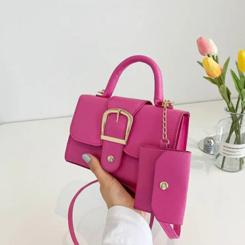 Bolsa Feminina de Couro Compacta Com Carteira - Daiane