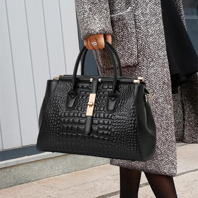 Bolsa Feminina de Couro Tote Grande - Charlotte