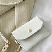 Bolsa Feminina de Couro Compacta Com Carteira - Daiane