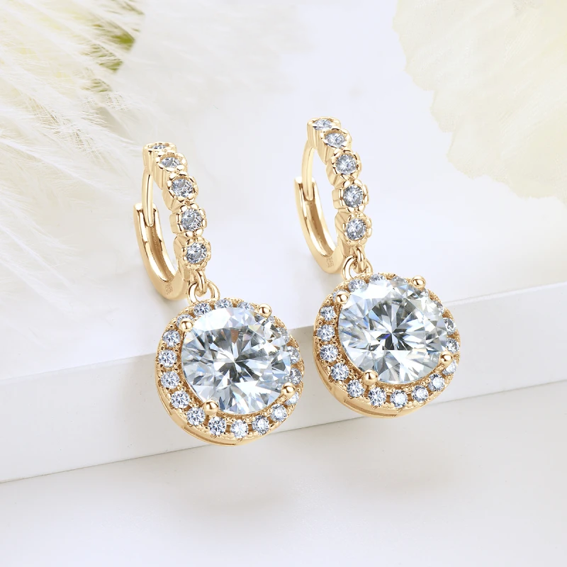 Brinco Sofia Radiante com Moissanite – Ouro 18k