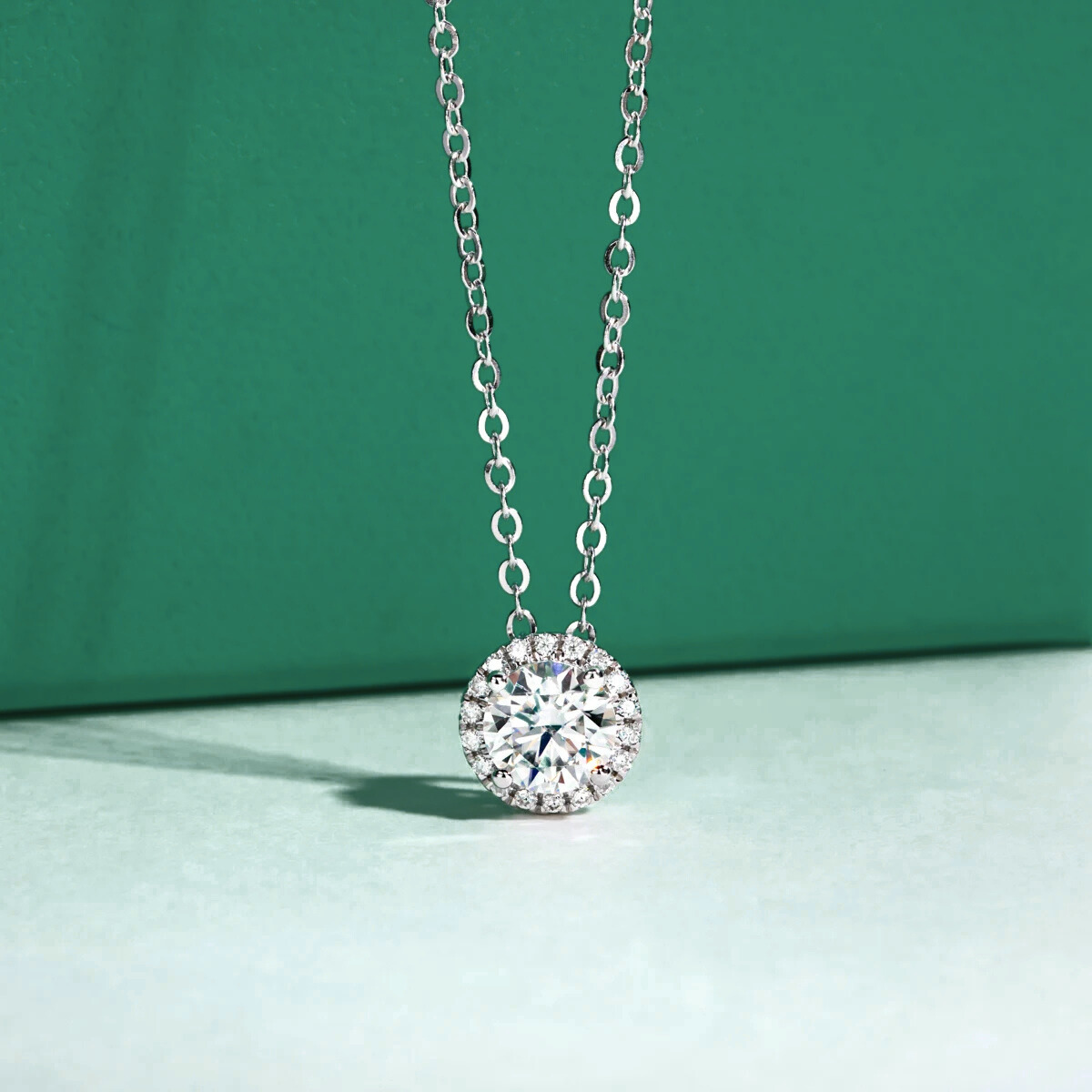 Colar Brilho Puro Moissanite – Ouro Branco 18k