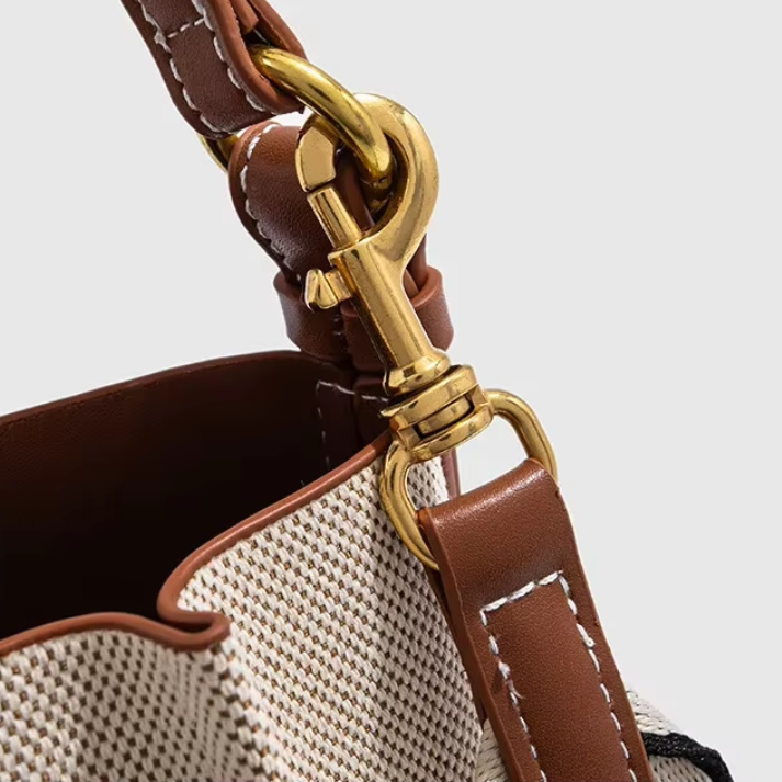 Bolsa Feminina de Ombro e Transversal em Lona Bege com Couro Marrom - Brenda