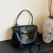 Bolsa Feminina Couro com Alça Ajustável e Fechamento de Metal Dourado - Catarina