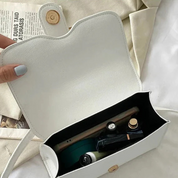 Bolsa Feminina de Couro Compacta Com Carteira - Daiane