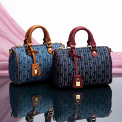 Bolsa Baú Feminina Jeans Azul com Detalhes em Couro - Júlia