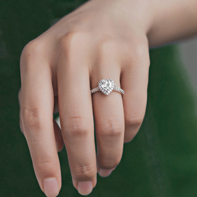 Anel Coração com Moissanite – Prata 925