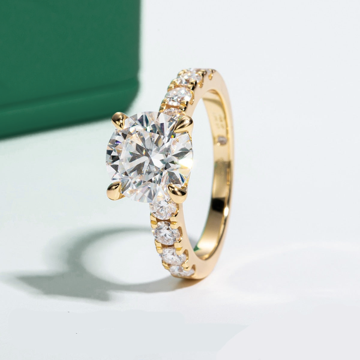 Anel Elowen com Moissanite – Ouro 18k