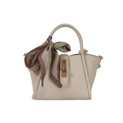Bolsa de Couro Feminina com Detalhe em Lenço e Fecho Dourado - Lauren