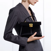 Bolsa Feminina de Couro Clássica Noir Elegance