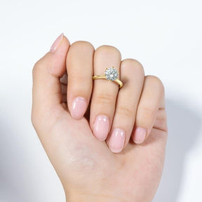 Anel Solitário Moissanite Brilho e Sofisticação - Ouro 18k