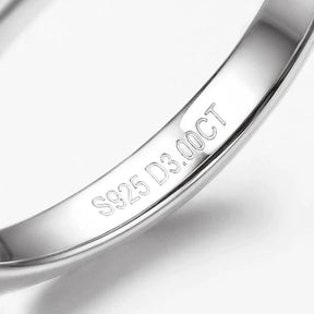 Anel Solitário com Moissanite Brilhante – Prata 925