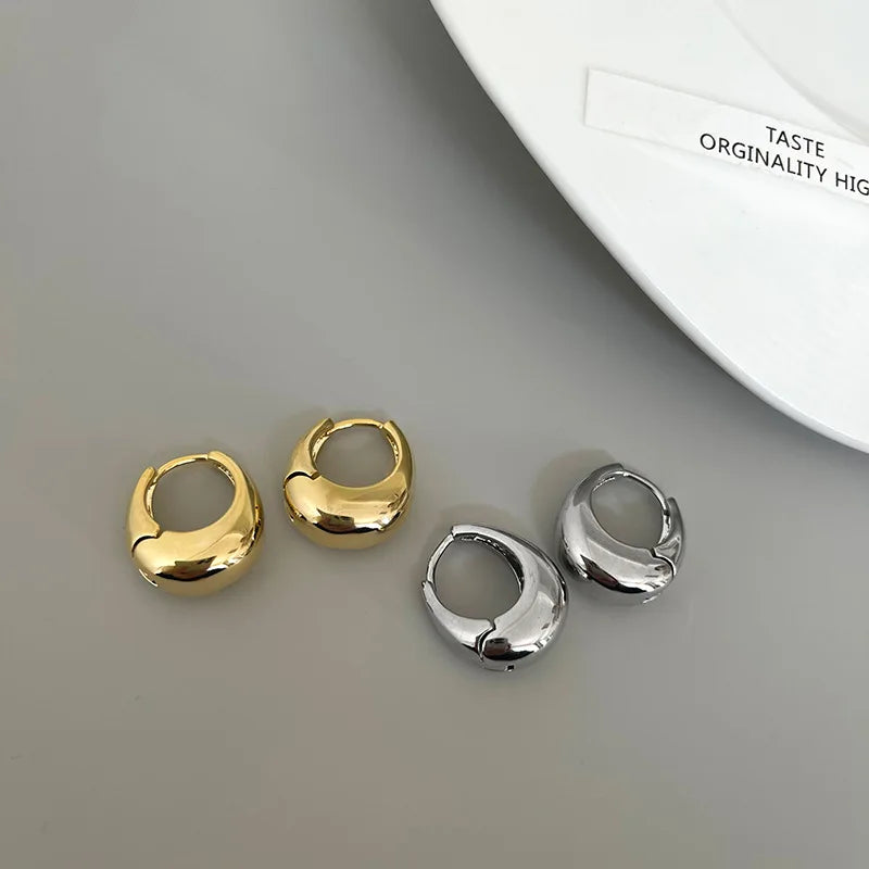 Brinco Redondo Banhado em Ouro 18k