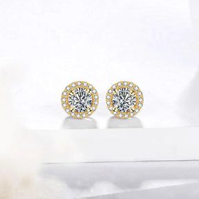 Brinco Cravejado com Moissanite – Ouro 18k