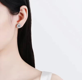 Brinco Flor de Jasmim com Moissanite – Prata 925