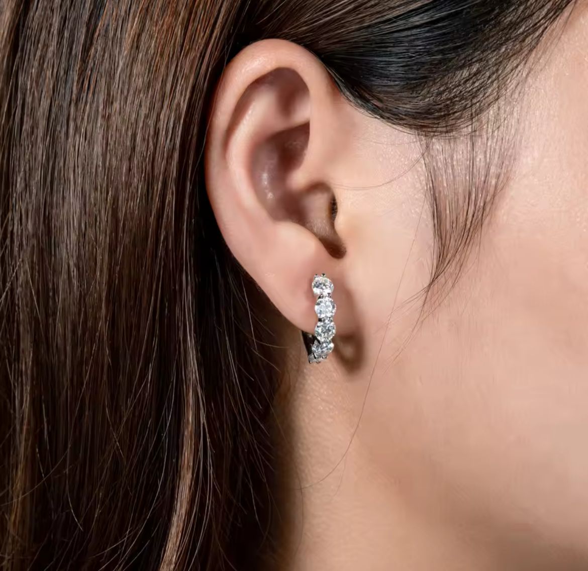 Brinco Quinteto com Moissanite – Ouro 18k