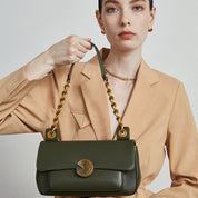Bolsa Feminina de Couro Golden Chic  – Estilo Sofisticado e Compacta