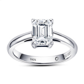 Anel Solitário Esmeralda com Moissanite – Ouro Branco 18k