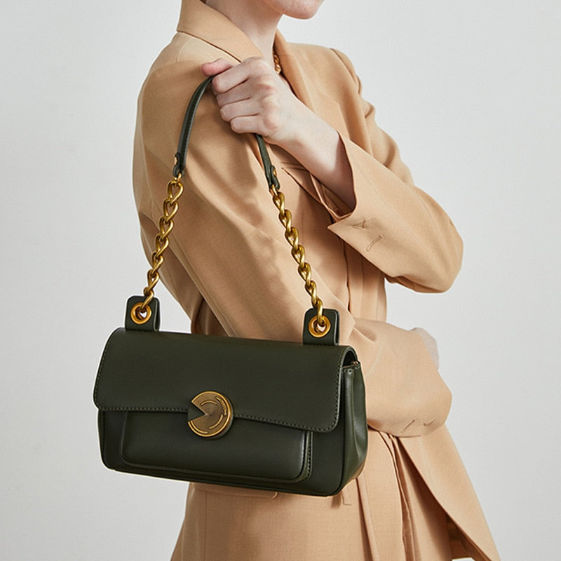 Bolsa Feminina de Couro Golden Chic  – Estilo Sofisticado e Compacta