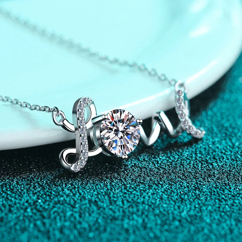 Colar Love com Pedra Moissanite – Prata 925