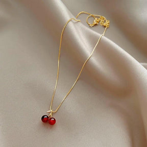 Colar Cereja Minimalista Banhado a Ouro 18K