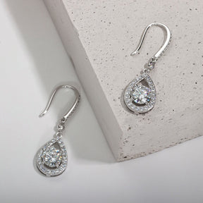 Brinco Gota Pera com Moissanite – Prata 925