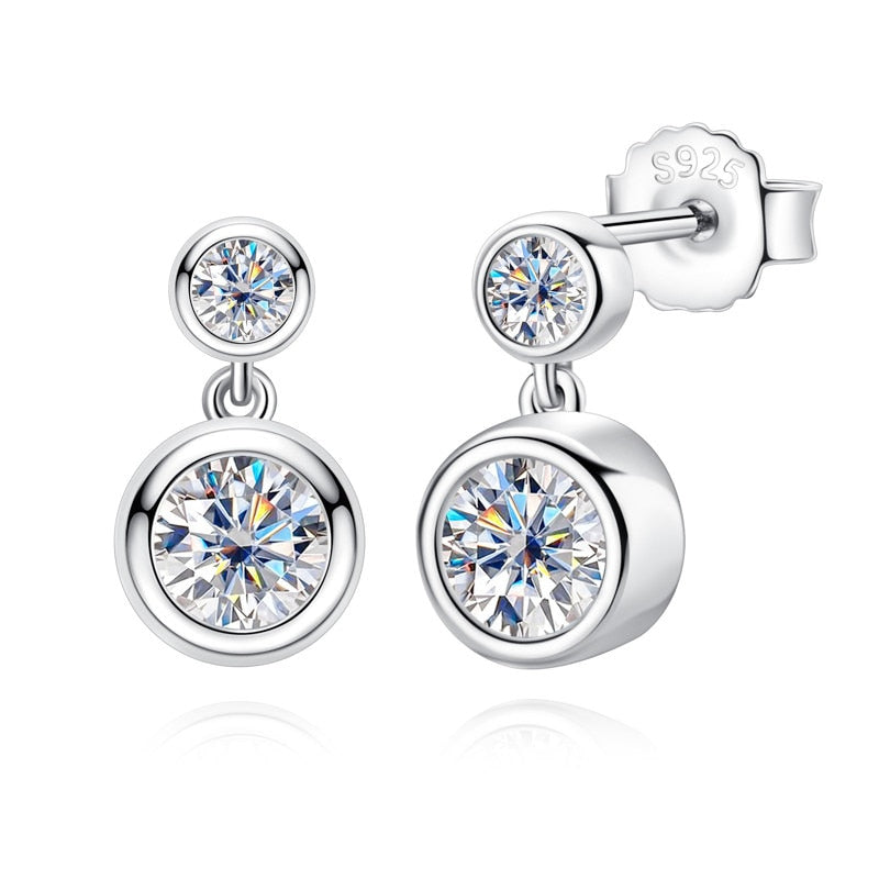 Brinco Par de Luz com Moissanite – Ouro Branco 18k