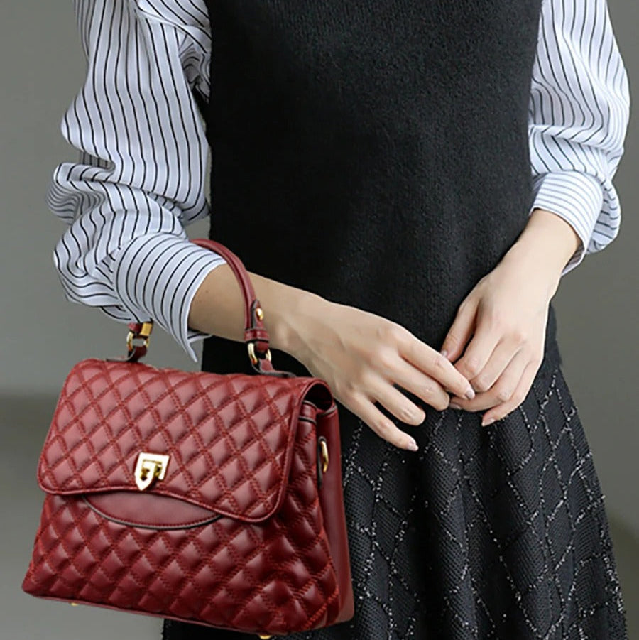 Bolsa Luxuosa Matelassê de Couro – Sofisticação e Estilo em Cada Detalhe