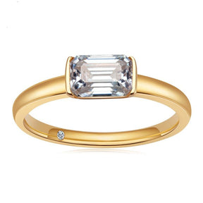 Anel Soft Esmeralda com Moissanite – Ouro Amarelo 18k